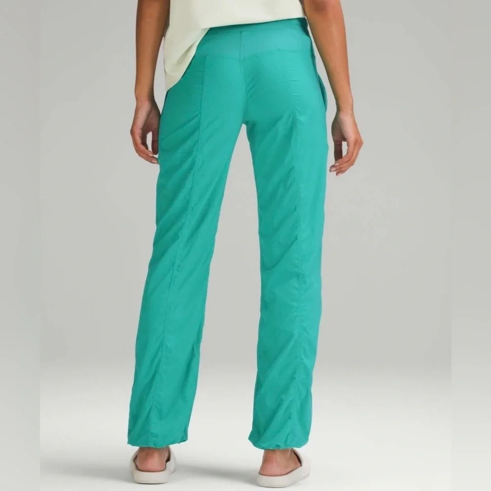 Lululemon Dance Studio Mid-Rise Pant Full Length Kelly Green Swift Size 10